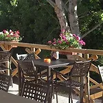 Ξενοδοχείο Centova 3*