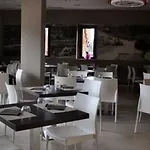Ξενοδοχείο Centova 3*