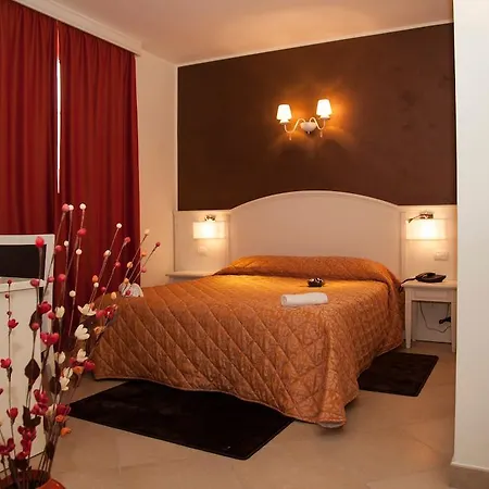 Hotel Centova 3*